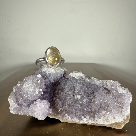 Unique Handmade Silver Citrine Oval Gemstone Ring Womens Artisan Jewelry Size 8 - Picture 1 of 5
